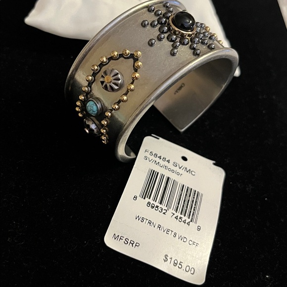 Coach Western Rivets Wide Cuff - Picture 4 of 8